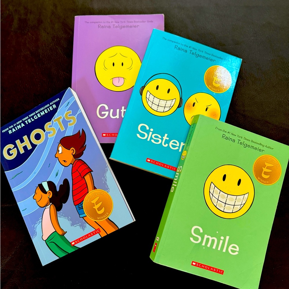 😁 Raina Telgemeier Graphic Novels